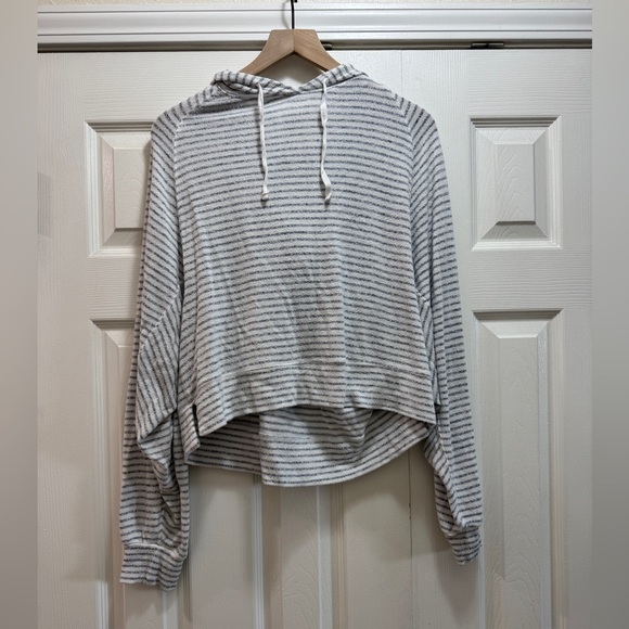 Gentle Fawn Tops - Cute Oversized Gray Striped Hoodie